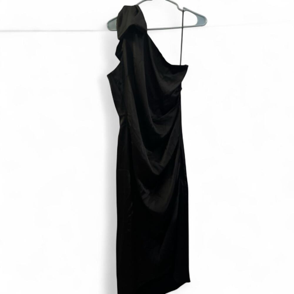 Women's black Nicole Miller dress
